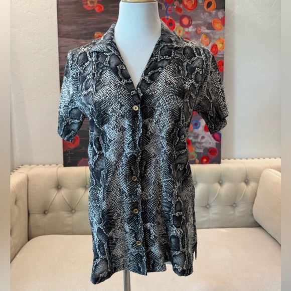 Onia Vacation Snake-Print Coverup Shirt S - Picture 2 of 8